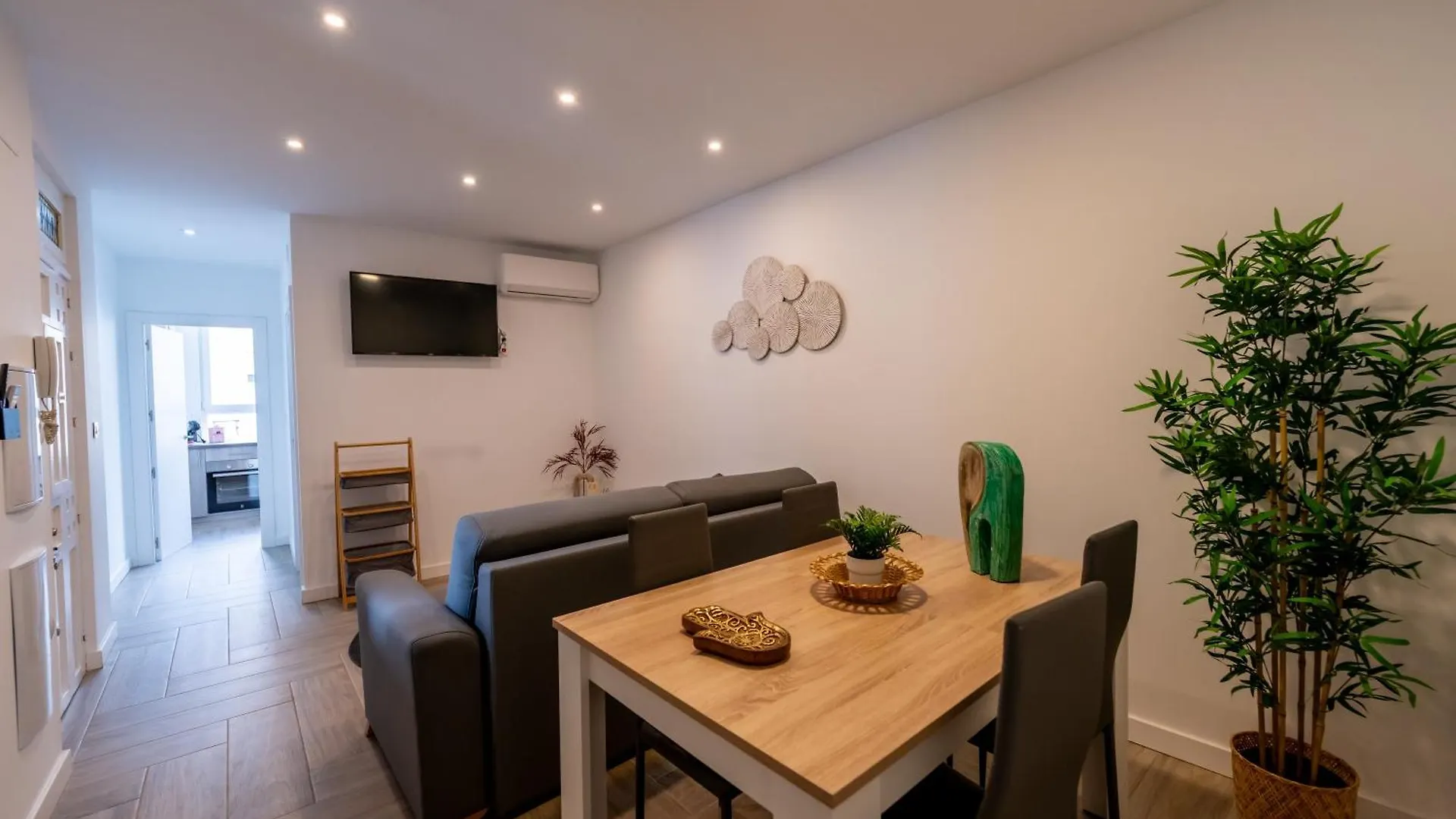 Apartamentos Jardines De La Sitarilla Granada Spain