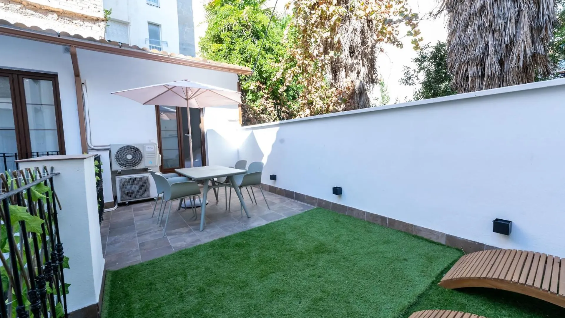 Apartamentos Jardines De La Sitarilla Granada Spain